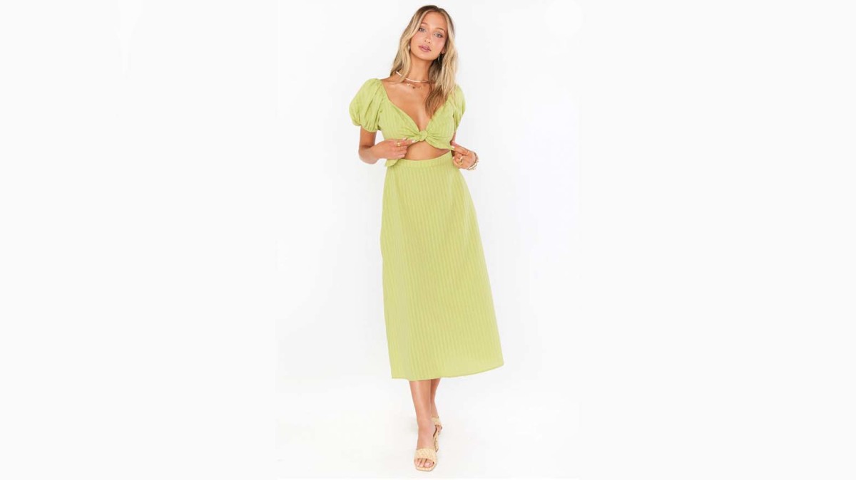 green dress